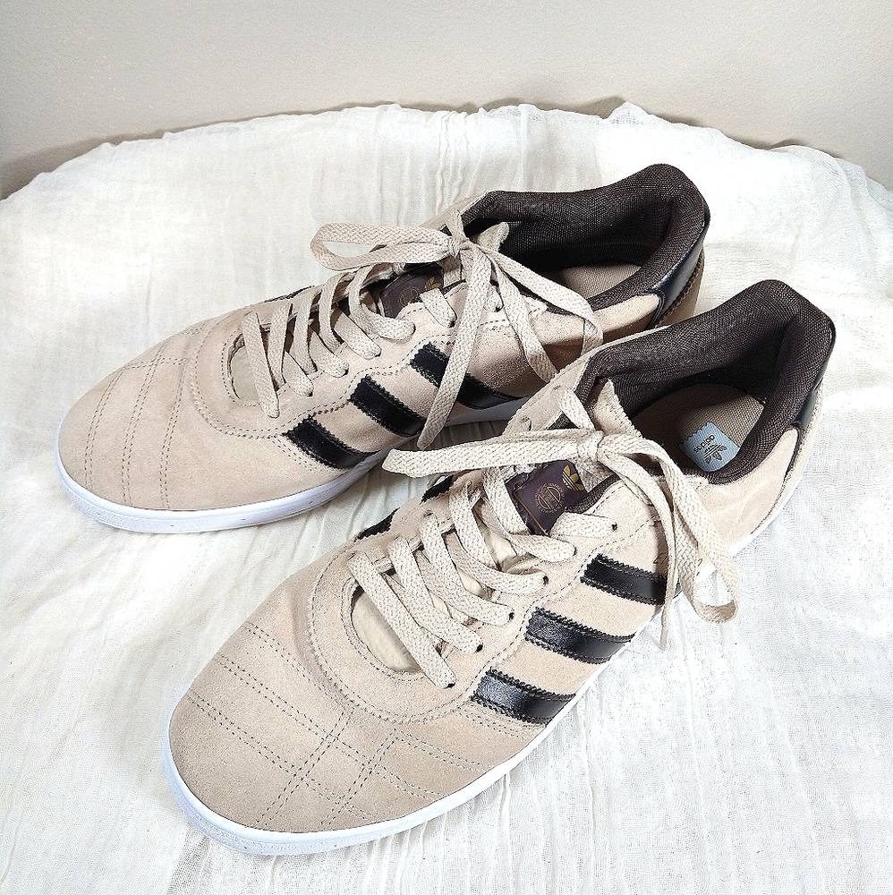 Adidas Etrusco Dennis Busenitz Skateboard (11.5)